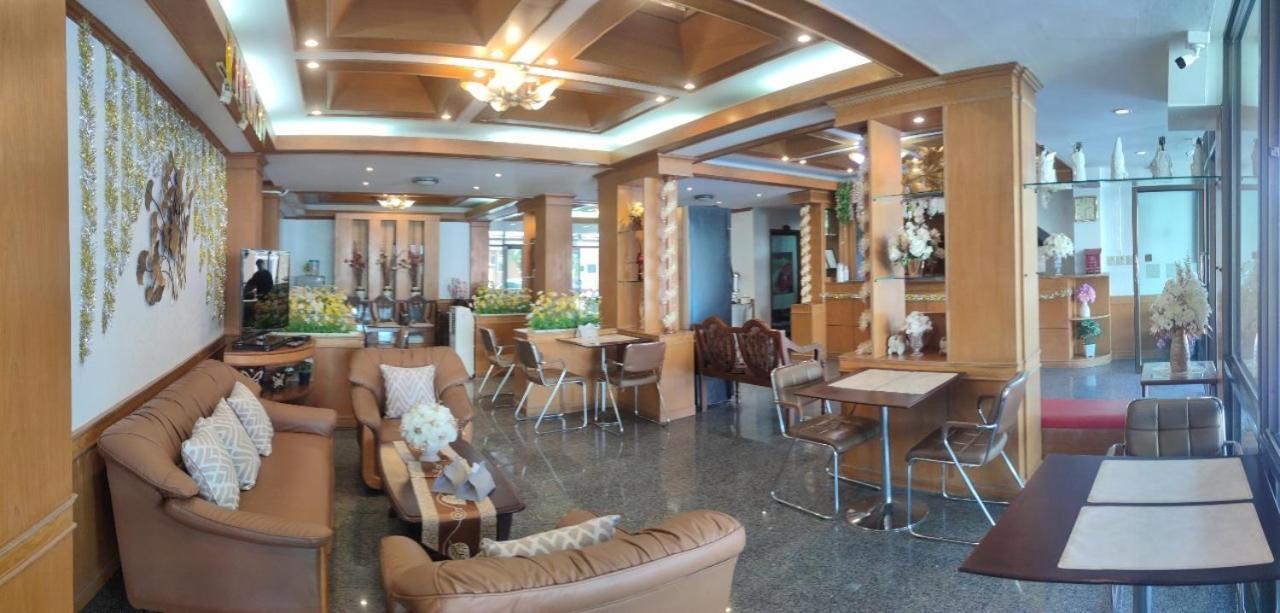 Areena Resort And Hotel 우따라딧 외부 사진