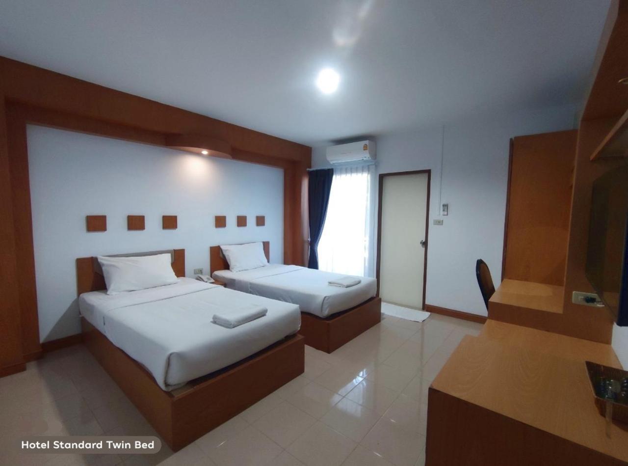 Areena Resort And Hotel 우따라딧 외부 사진